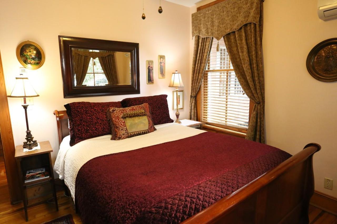 Sweetwater Branch Inn Gainesville Cameră foto